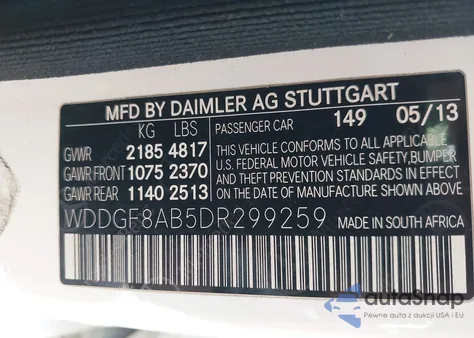 2013 Mercedes-Benz C 300 Luxury 4Matic z USA, uszkodzony, nr VIN WDDGF8AB5DR299259